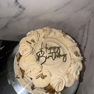 Classic Cakes (Any Flavor) 