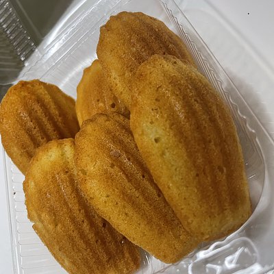 French Madeleine 