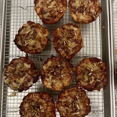 Pecan Maple-Glazed Monkey Bread