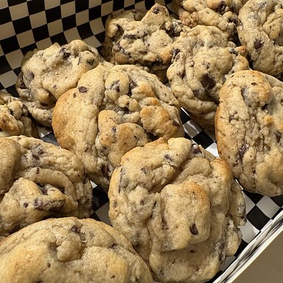 Half Dozen Old Fashioned Chocolate Chip