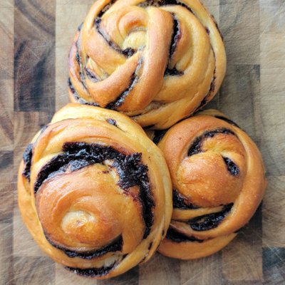 Sourdough Chocolate Knots