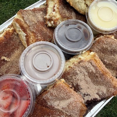 Cinnamon Churro Cheesecake Tray