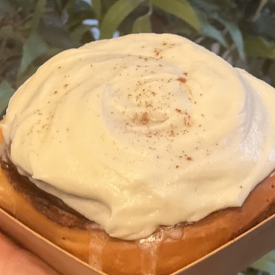 Jumbo Sourdough Cinnamon Rolls