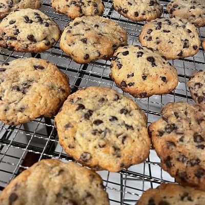 Sourdough chocolate chip cookies (4 Per Bag)