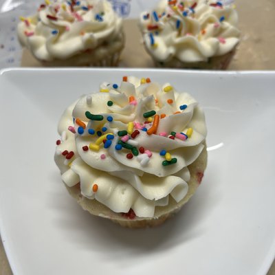 GF Funfetti Cupcake