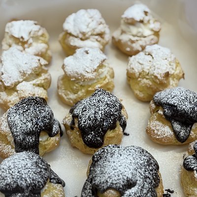 Giant Cream Puff 6 Pack