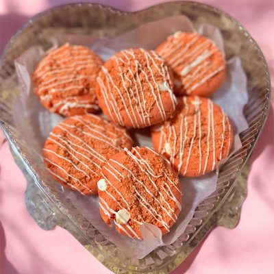 Strawberry Crunch - Dozen 