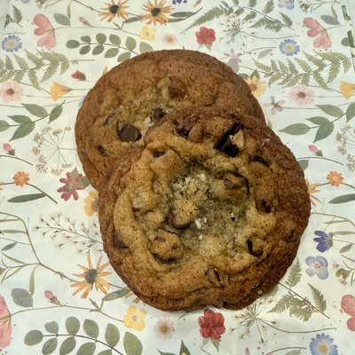 Chocolate Chip Pecan Cookies-4 Pack