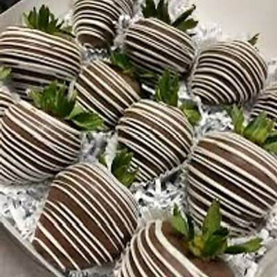 Classic Dozen Berries