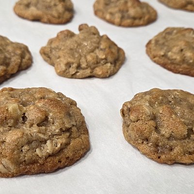 Oatmeal Cookies with Walnuts (20)