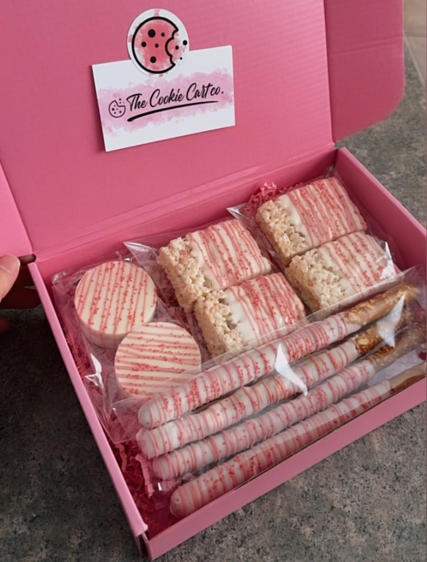 Treat Box (10 Pieces)