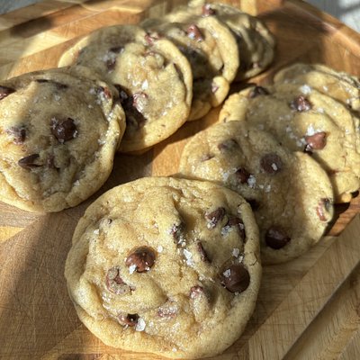 Sea Salt Chocolate Chip Cookie (8 Count)