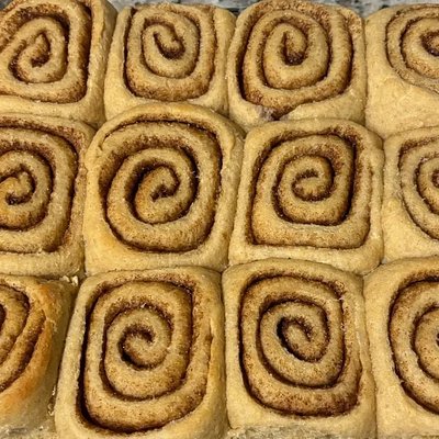 Artisan Cinnamon Rolls-Shipping Included