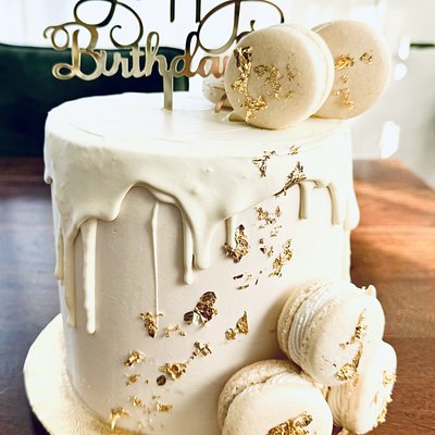 Personalized 6 In Cake
