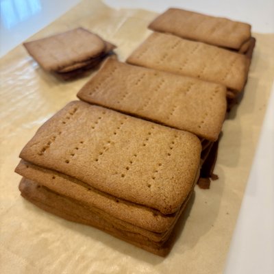 Sourdough Graham Crackers