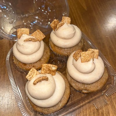 Cinnamon Toast Crunch Cupcakes 