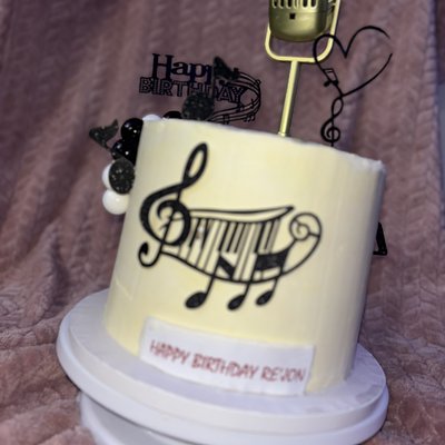 8-inch Round Cake