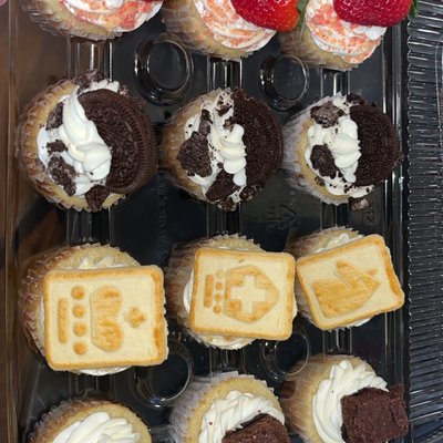Dozen Assorted Cupcakes