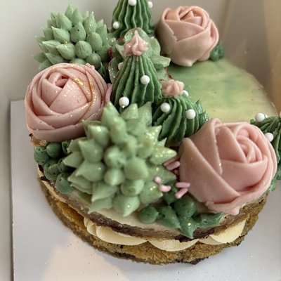 6” Round Or Heart Shaped Double Tiered Cookie Cake