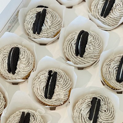 Cupcake “Just Because” Box 