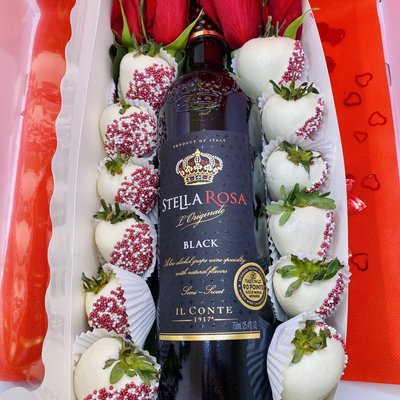 Strawberry wine box