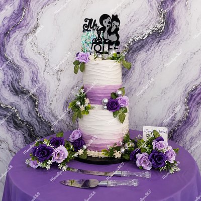 Tiered Cake Package (120-130 Servings) 