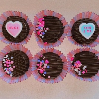 1/2 Dozen Chocolate Covered Oreos
