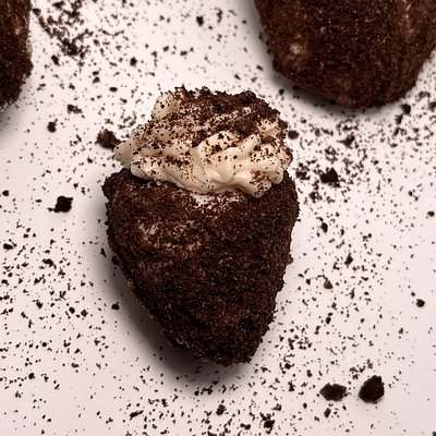 Stuffed Oreo Strawberries 