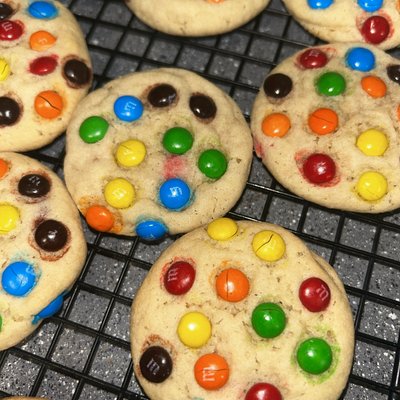 M&M Cookies 
