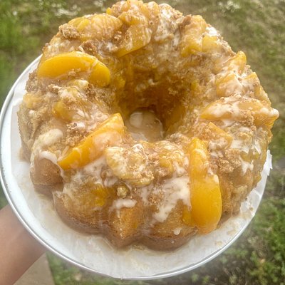 Peach Cobbler Pound Cake