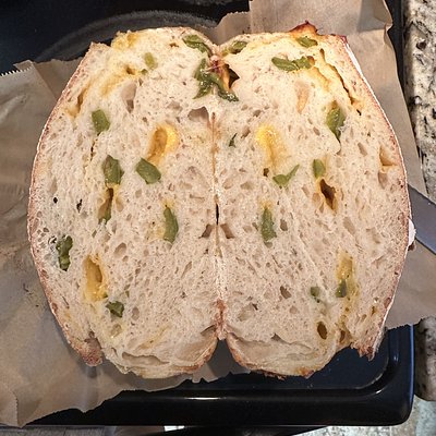 Jalapeño Cheddar Sourdough 