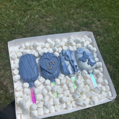 I Do Love You Cakesicles 