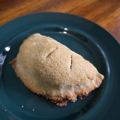 Apple Turnovers (6 Count)