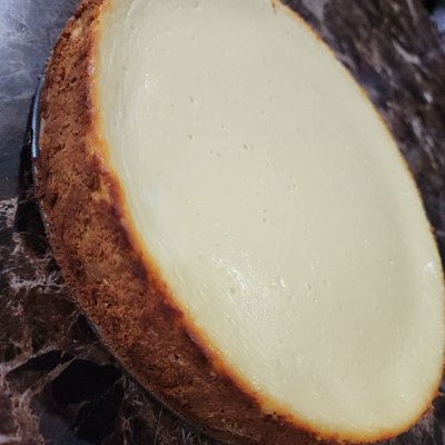Cheesecakes Plain 9" 