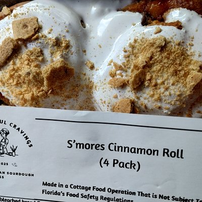 S'mores Cinnamon Rolls 4 Pack 