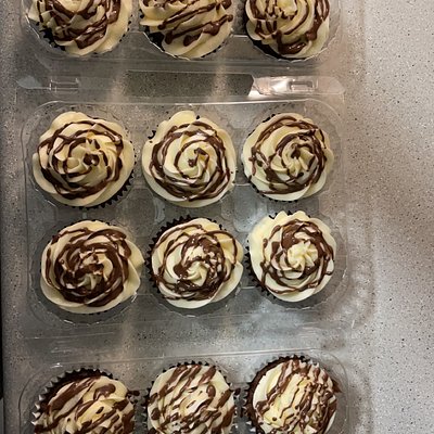 Dozen Brownie CuCa.