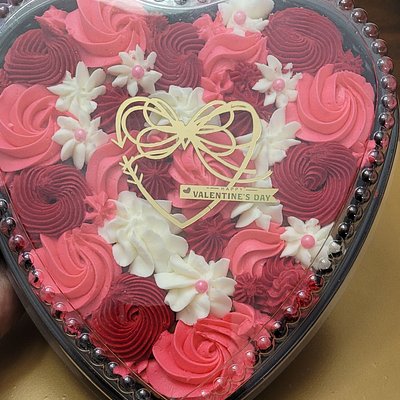 Basic ❤️ Cakes In the Pan