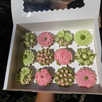 Floral Cupcakes
