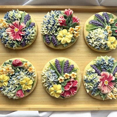 Large Luxury Floral 4” Cookie