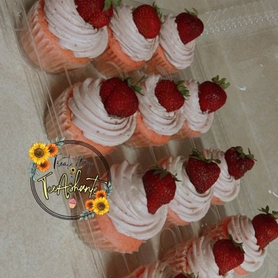 12ct Strawberry Cream Cheese
