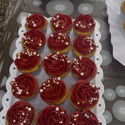 Custom Cupcakes 