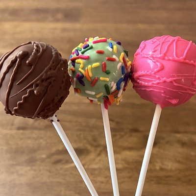 Funfetti Cake Pop 1 Dozen