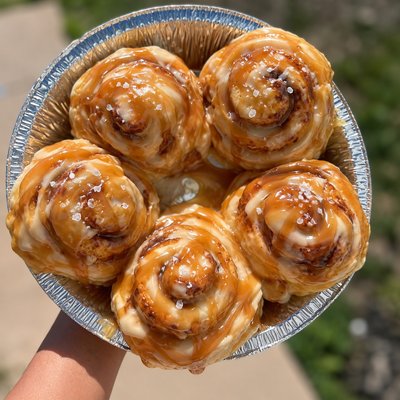 Salted Caramel Cinnamon Rolls (5 Count)