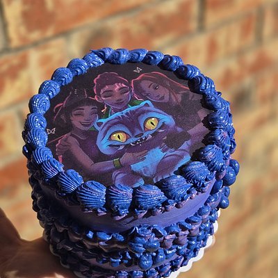 KPop Demon Hunters Cake 