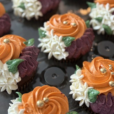 Gourmet Cupcakes (Dozen)