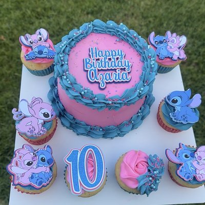 Bento Box- Cake & 8 Cupcakes