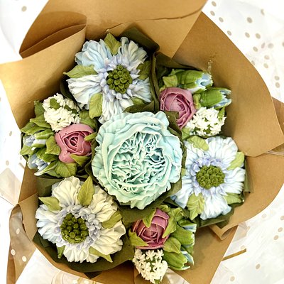 7 Cupcake Bouquet (Premium)