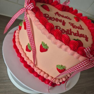 Heart Shaped Cakes 