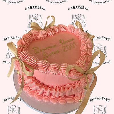 6 Inch Vintage Heart Short (Serves 12+)