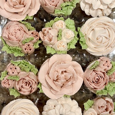 Deluxe Cupcakes W/out Filling 